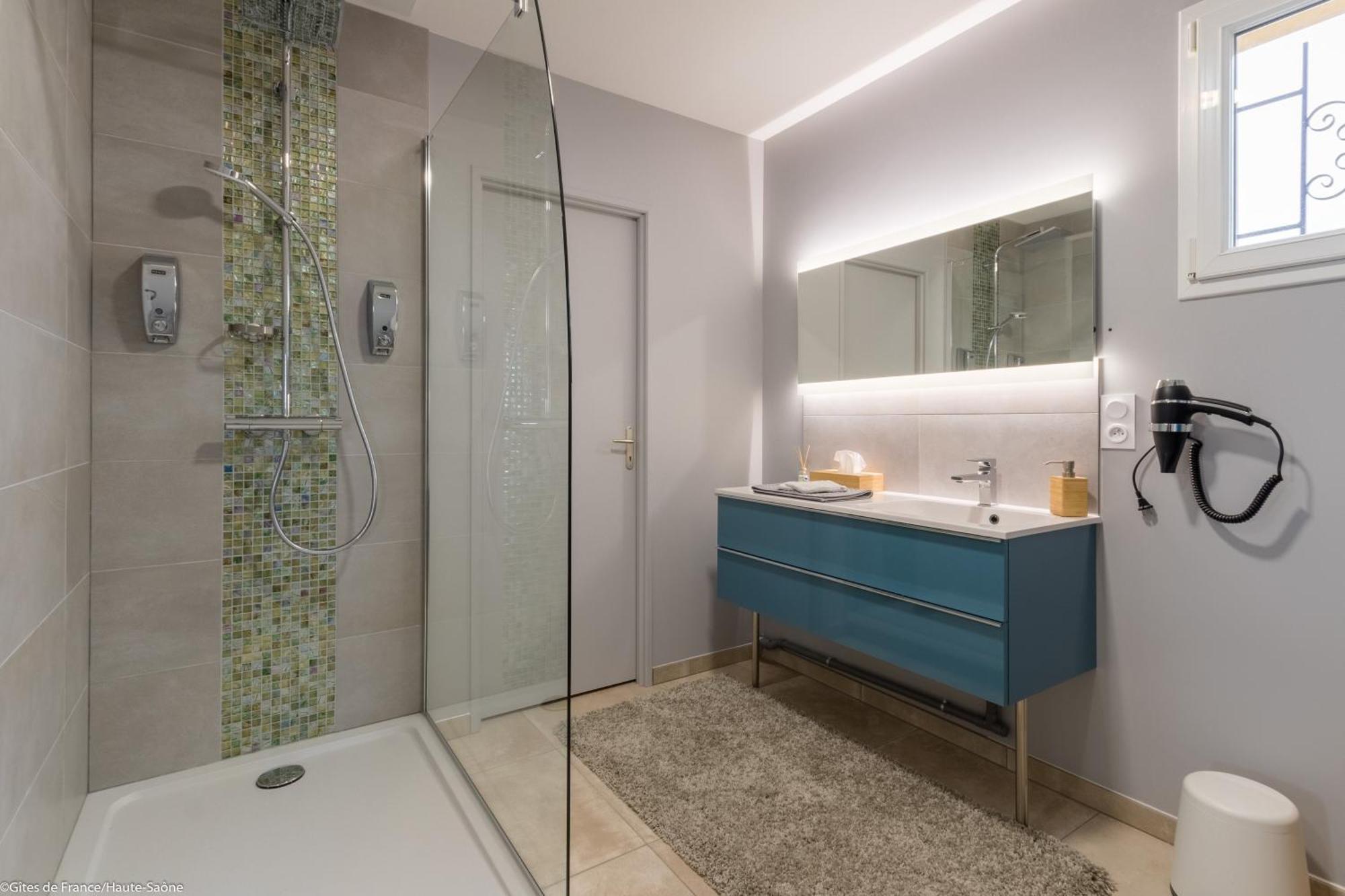 Au Domaine Du Cerf Bed & Breakfast Vyans-le-Val Room photo